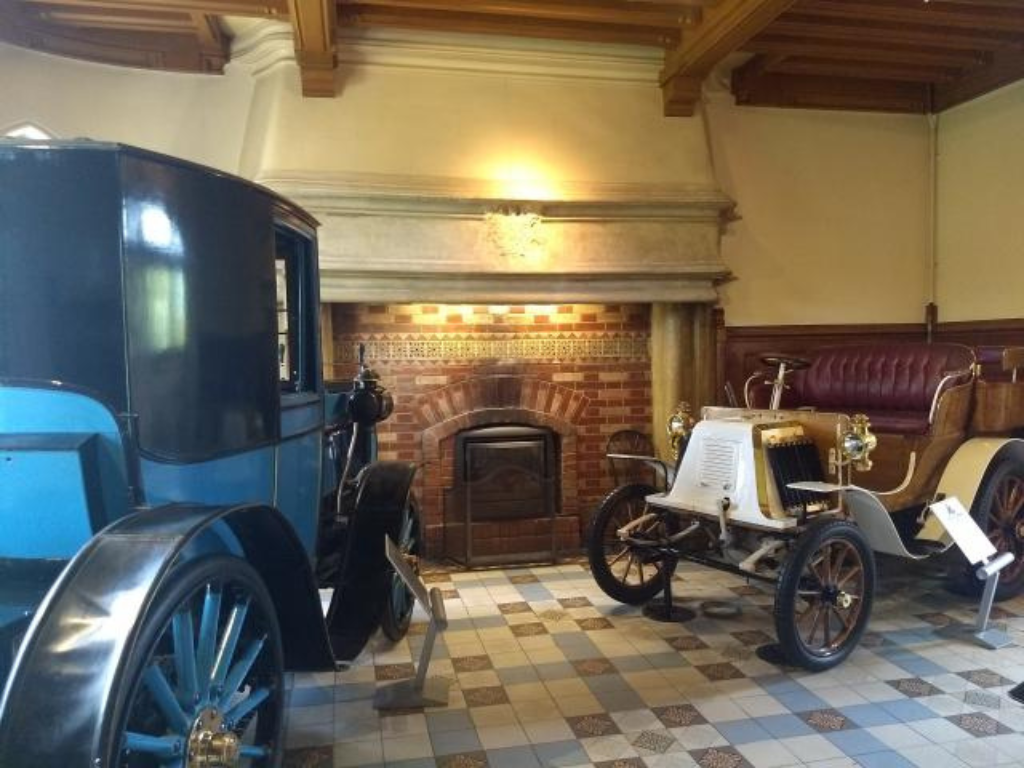 MUSEE DE L'AUTOMOBILE